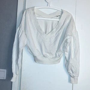 Offshoulder tröja  - Mjuk och skön 