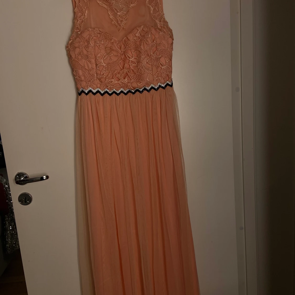 BAL/FEST/BRÖLLOPSKLÄNNING