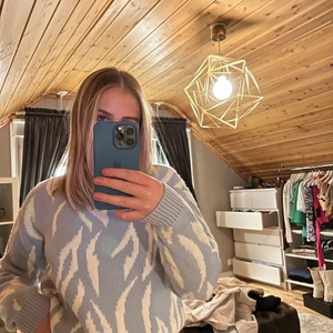 Stickad tröja från nakd  - Stickad tröja från NA-KD, mycket bra skick                   Pris: 150 + frakt💕