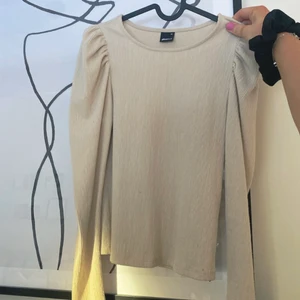 Tröja  - Söt tröja, bra skick!