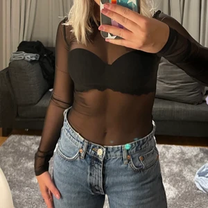 Mechtopp - Meshtröja från Hm så gått som ny, skit snygg men jag har växt ut den!