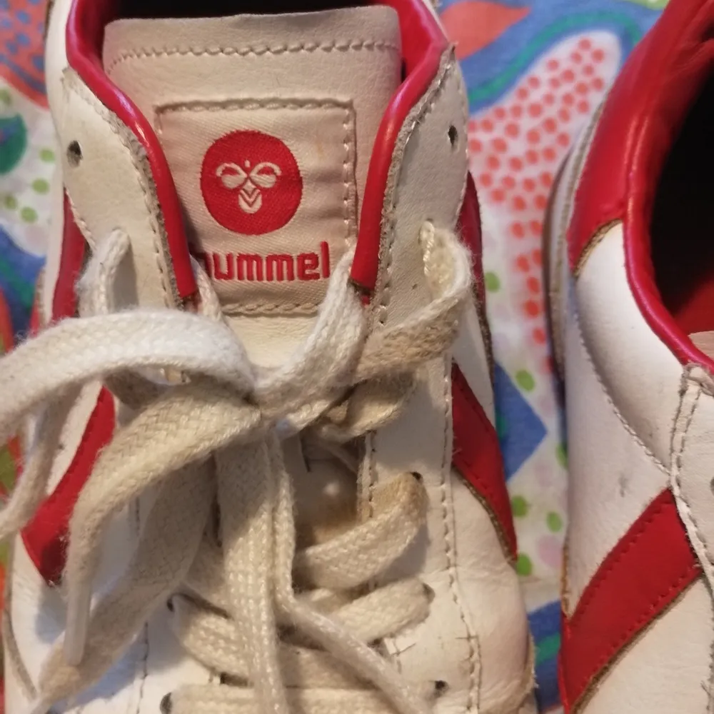 Hummel 90's sneakers. . Skor.