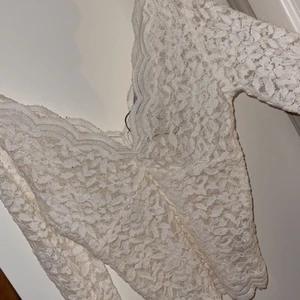 Zara topp  - 60kr + frakt. ✨