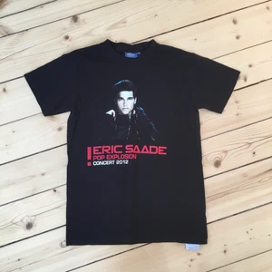 T-shirt - Eric saade t-shirt köpt från loppis. Skriv för mer bilder 