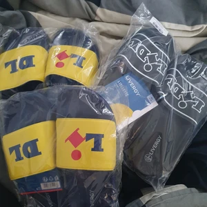 Lidl tofflor  - Original förpackade Lidltofflor. Bara svarta kvar i storlek 42. :-)