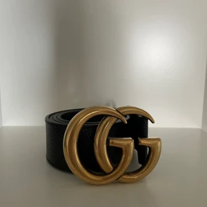 Gucci gg skärp  - Storlek 85 intyg på att det är äkta finns nypris 3600kr