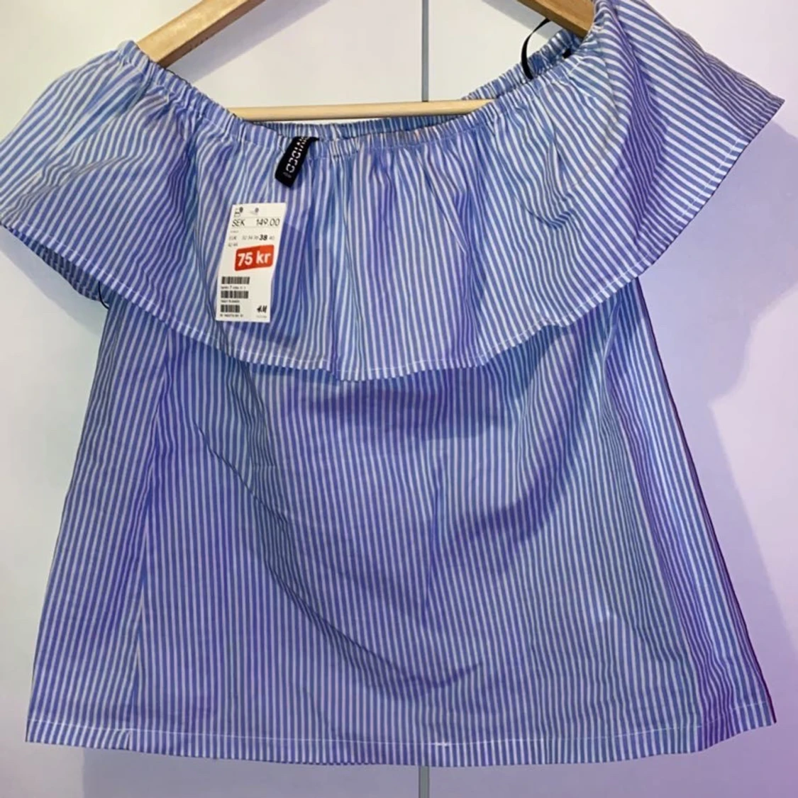 Off shoulder top från H&M