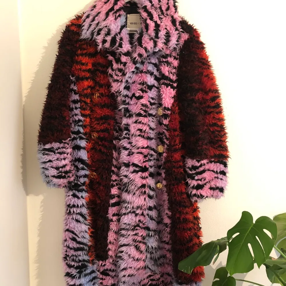 Flerfargad Kenzo X H M Lang Kappa