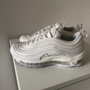 Nike Air Max 97 Strl 37,5 - Använda ett fåtal gånger, kan fraktas