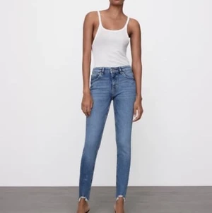 Jeans från Zara strl 38 - Gratis leverans 🤍 prislappen kvar 