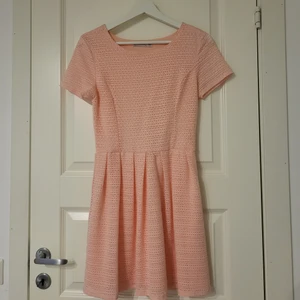 Klänning - Superfin rosa klänning