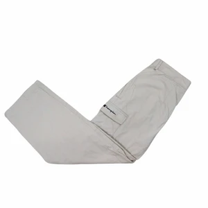 Vintage Champion Cargopants - Vintage Champion Cargopants. Mått; Längd: 100cm. Innerbenslängd: 68,5cm. Midja: 38,5cm. Benöppning: 22cm. Bra vintageskick.