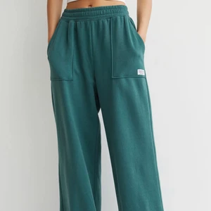 Gröna mysbyxor  - Supersköna och snygga mysbyxor från H&M, bra skick 