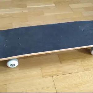 Oanvänd skateboard NERF