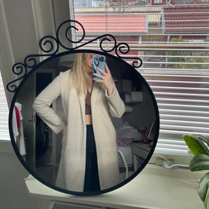 Zara kappa - Zara kappa som är använd! Men i bra skick ändå!