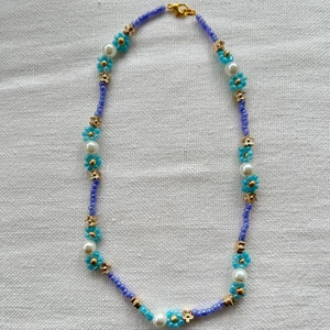 Halsband  - Handgjort 