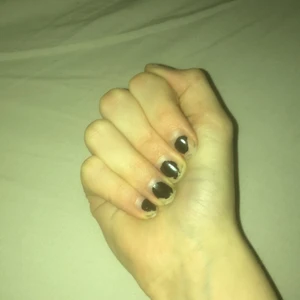 Prutt - Spicy crusty bubble prutt denna är hemmagjord fis luktar lite lök och chili väldigt bra pris och fin att ha!✨