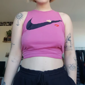 Rosa nike tröja  - As cool nike tröja