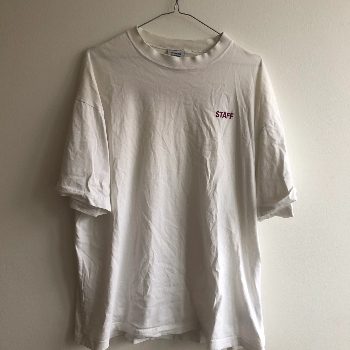 VETEMENTS TEE