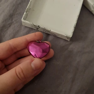 Halsband  - Rosa/lila halsband.