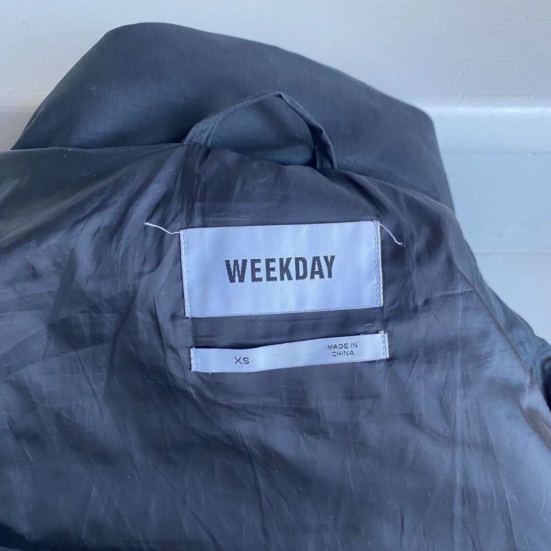 Svart väst/dunväst - 91