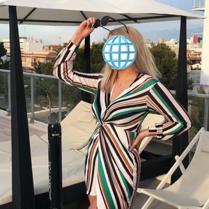 Randig klänning  - Randig klänning i jätte fina färger 