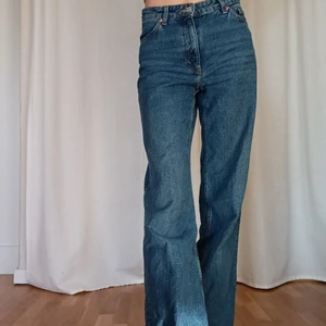 Blå vida jeans - Bra skick