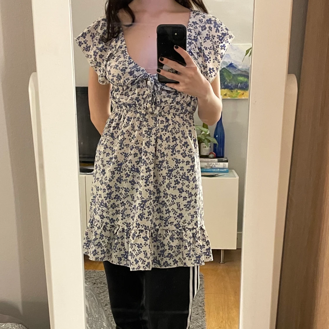 Blommig klänning😚 - 90