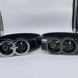 Qetello Bälte - Säljer nu ett silver och ett svart qetello bälte. Skick 10/10, kan frakt paket i hela Sverige