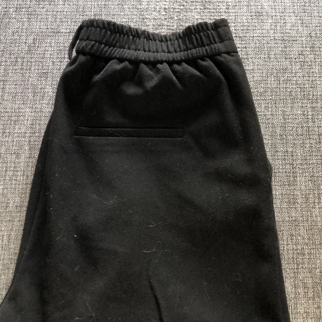 Mjuka Svarta kostymbyxor från Vero Moda.