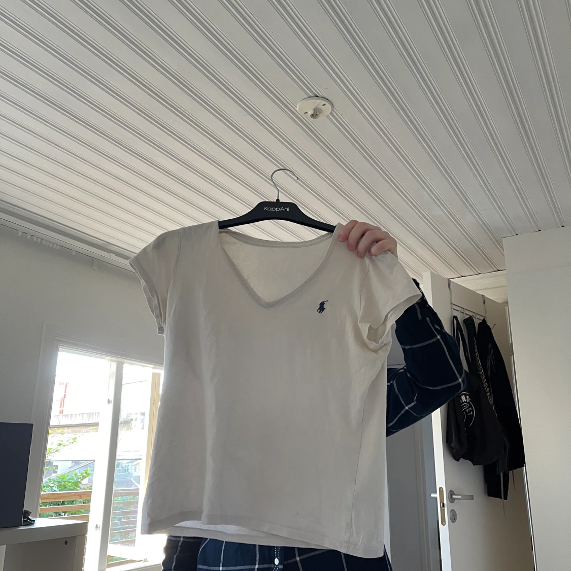 Klämmig, blus och en T-shirt i fint skik - 91