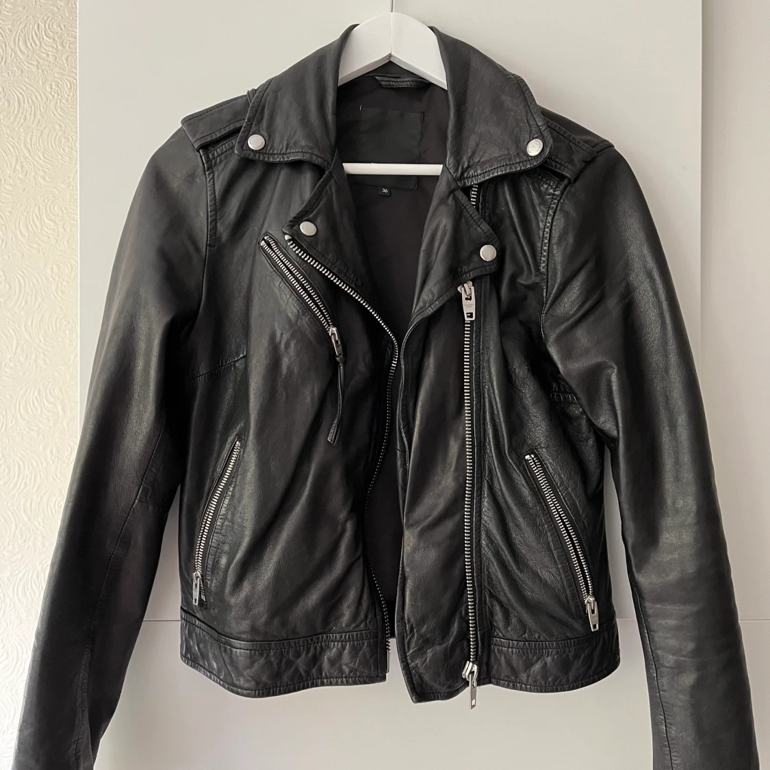 Rock and blue skinnjacka