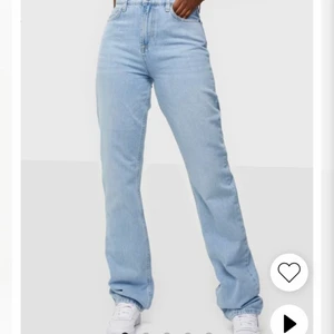Jeans - Slutsålda jeans från Nelly. Aldrig använda, storlek 36