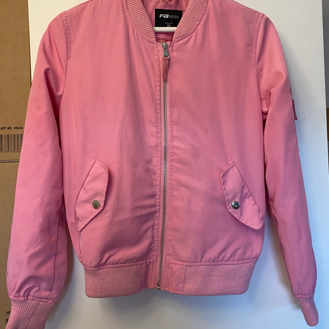 Rosa bomberjacka