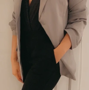 Grå Kavaj - Oanvänd,Nyskick, oversize, köpt i 🇺🇸, storlek M