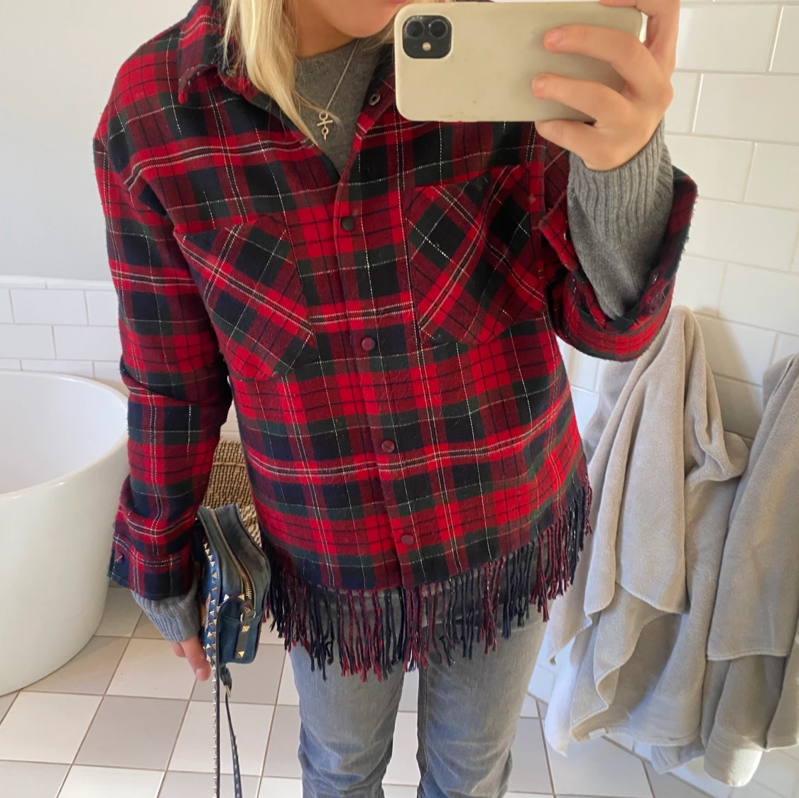 Rutig jacka med fransar