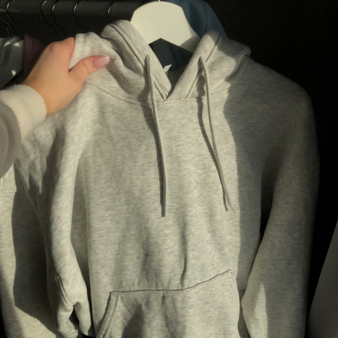Ljusgrå Hoodie