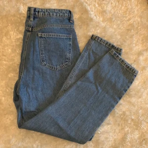 Ljus blå Mom jeans - Som nya, köparen står för frakten💕💕