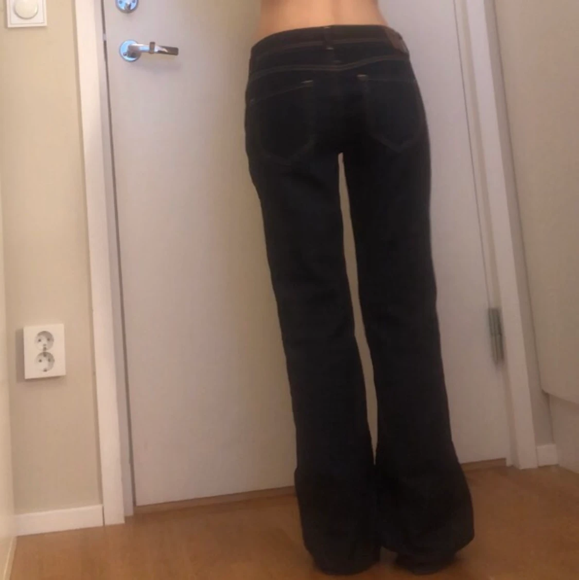 Lågmidjade bootcuts  - 91