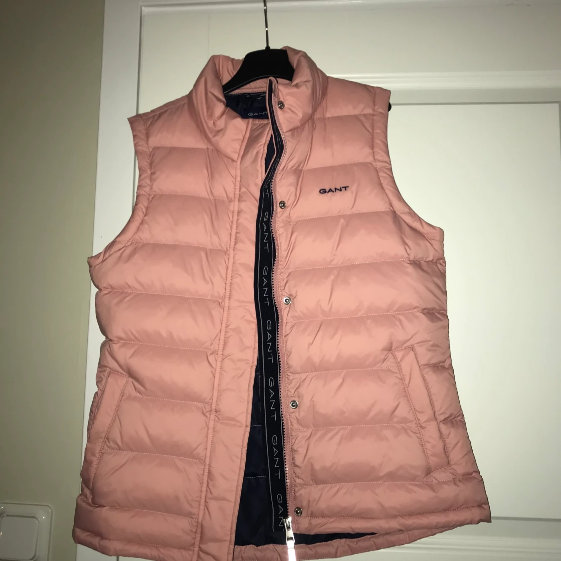 En jätte fin rosa gant väst!👌❤️ - 90