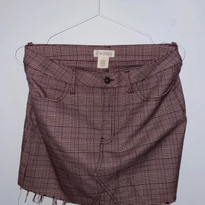 Minikjol - Söt rutig minikjol, endast använd 1 gång.