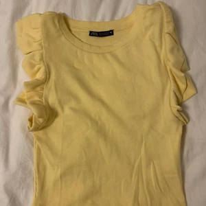 Zara topp - 50 + frakt