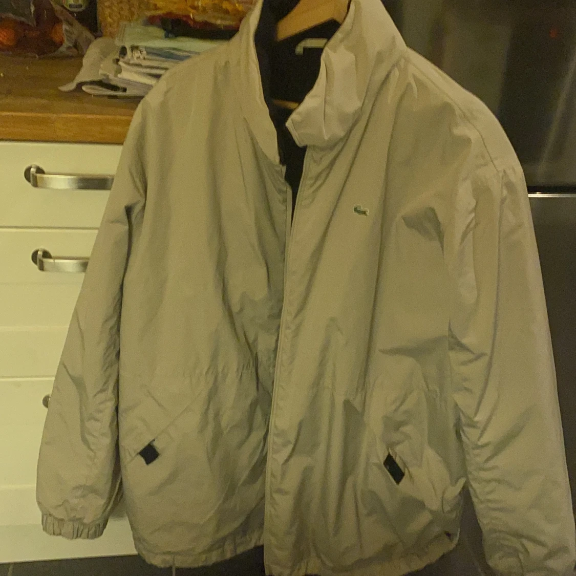 Beje Lacoste jacka - 90