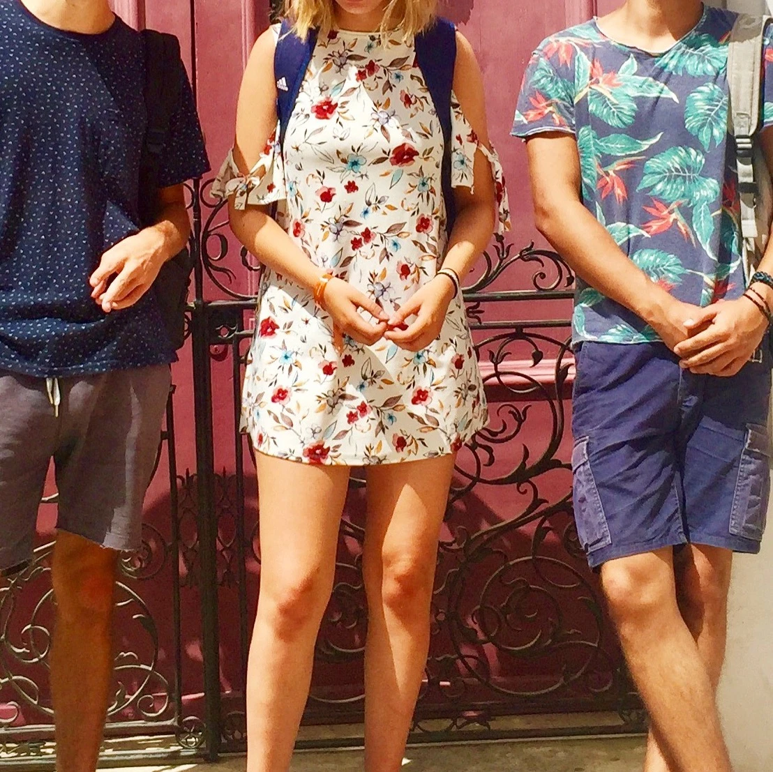 Blommig klänning Mango