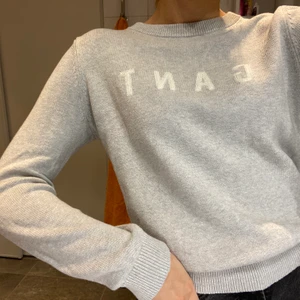 Tröja - Säljer min fina GANT tröja. Knappt använd och i väldigt bra skick. Hör av er om ni är intresserade💖