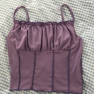 Lila cropp top  - Lila cropp top perfekt för sommar <3