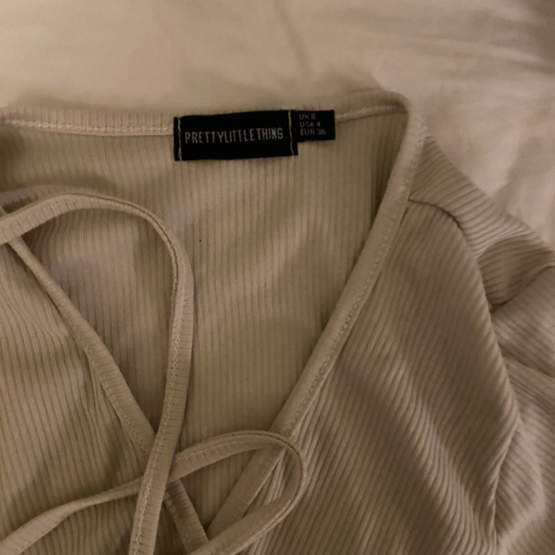 Topp med knytning  - 91