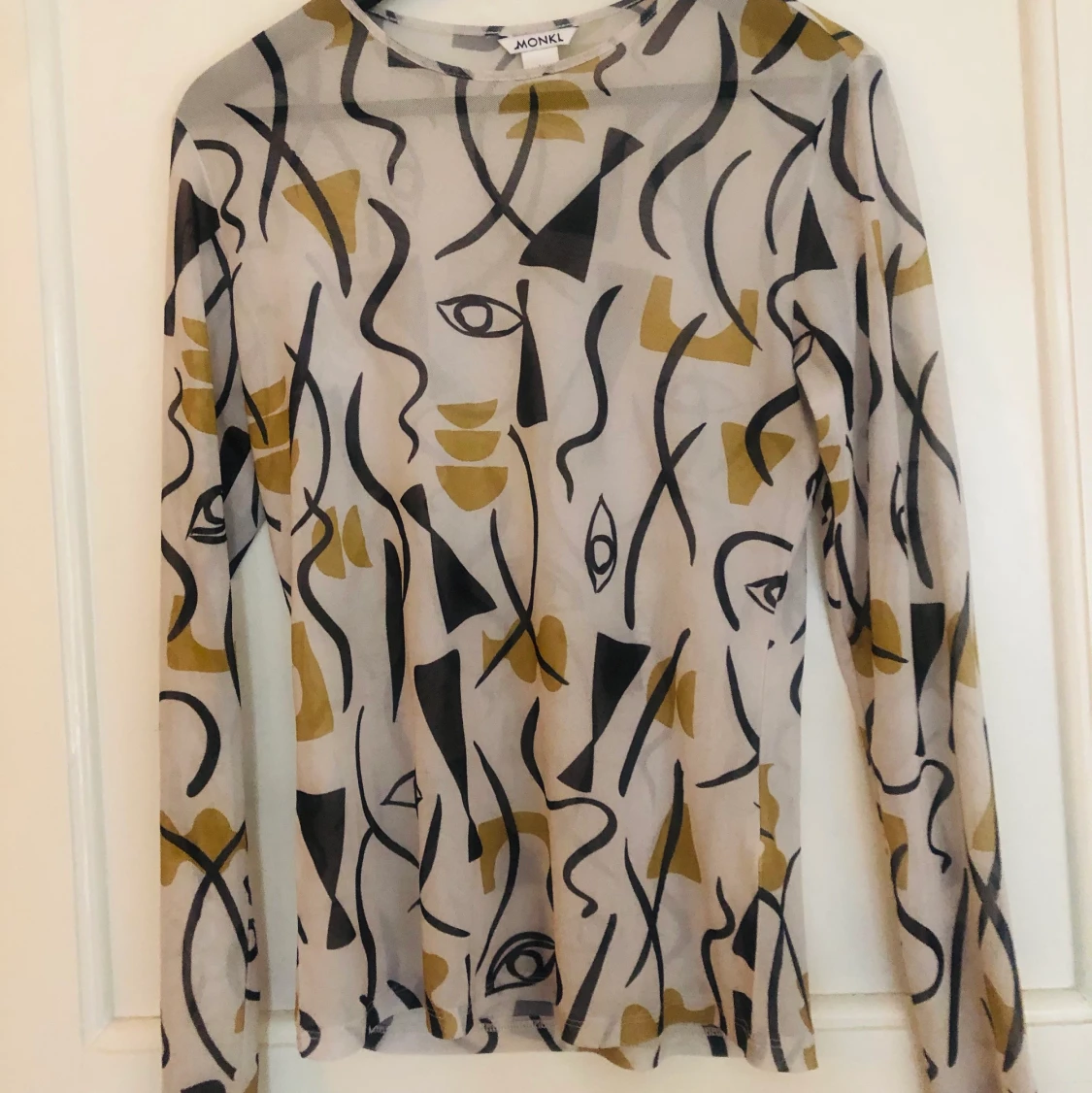 Transparent mesh-topp monki