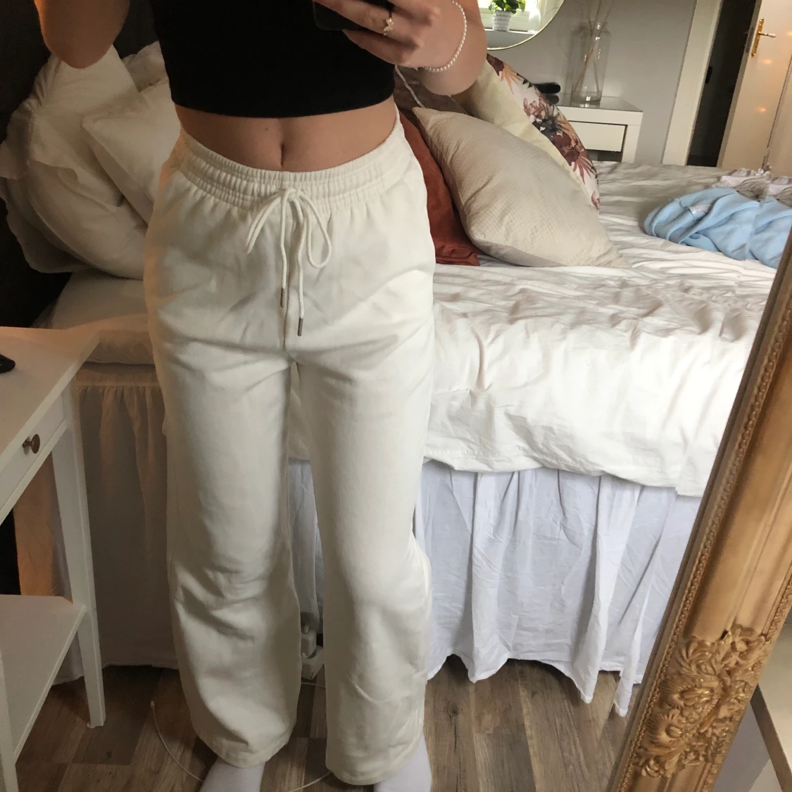 Vita mjukisbyxor 🤍 - 90