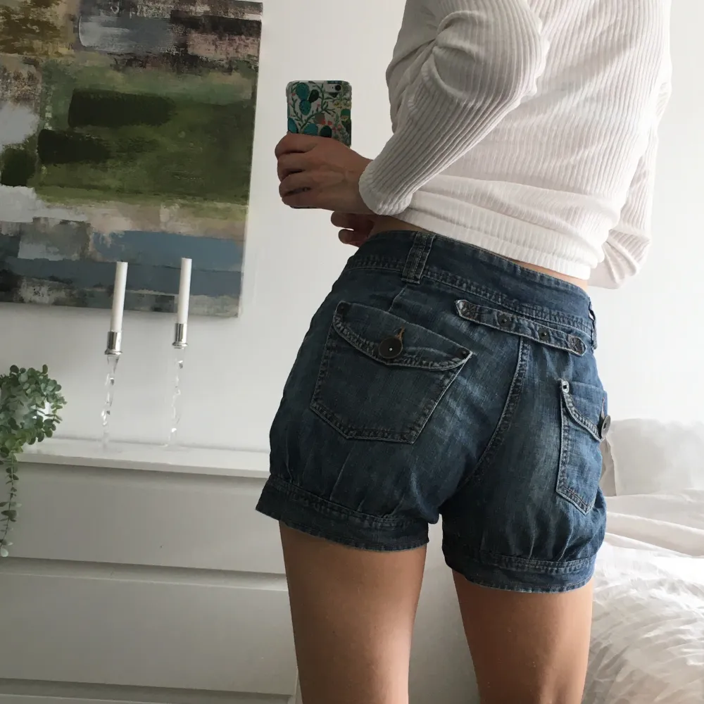 Jeansshorts i fint skick 🙏🏼. Shorts.